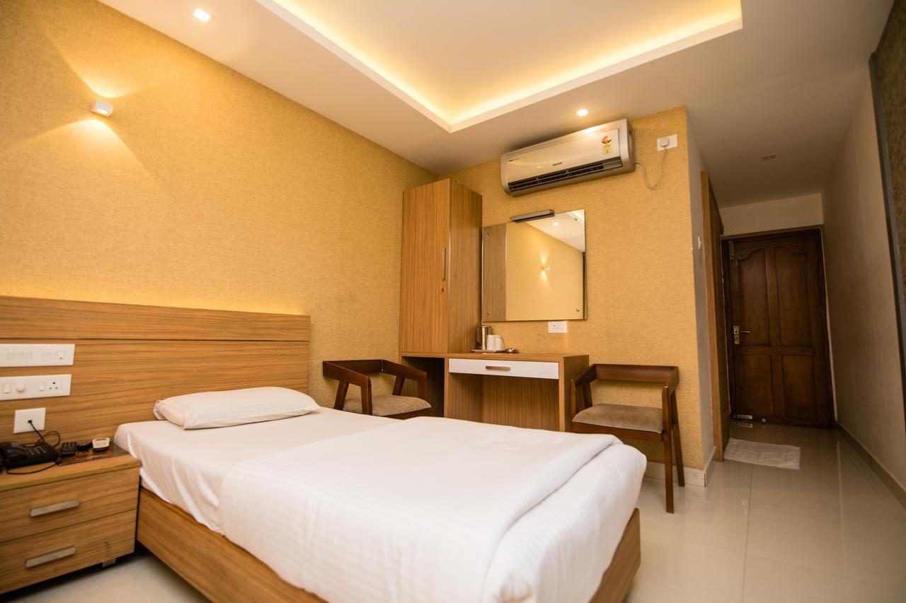 Hotel Kapilavasthu Palakkad Eksteriør bilde