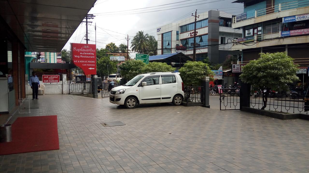 Hotel Kapilavasthu Palakkad Eksteriør bilde
